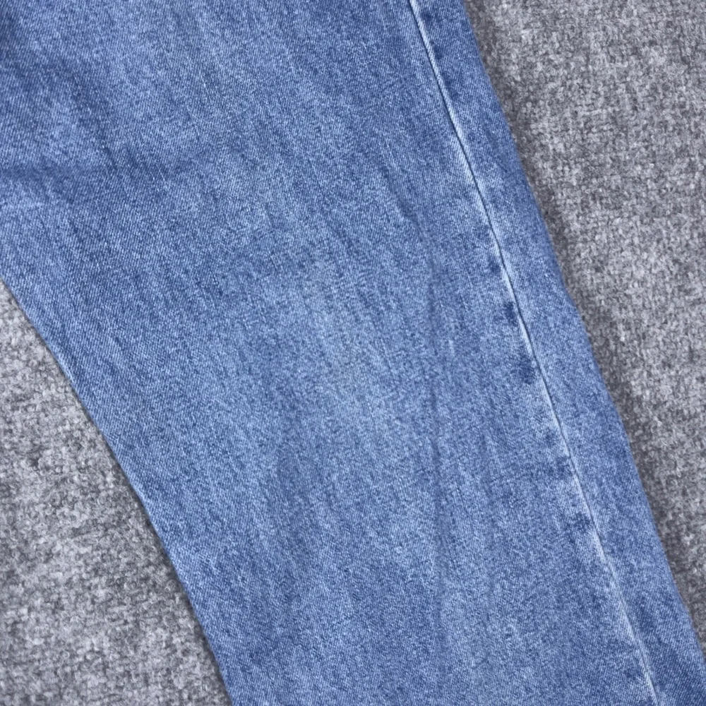 Levi's 557 Relaxed Bootfit Jeans Mens 35x34 Blue Denim Vintage 0207